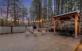 The Cozy Cottage